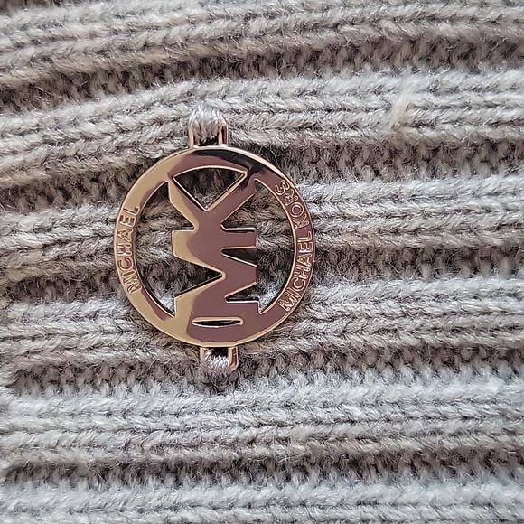 MK Ribbed Grey Beanie with Pom Pom - Picture 3 of 5